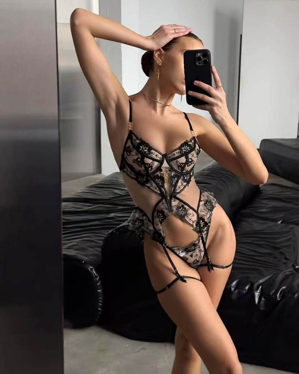Black Floral Lace Corset Set with Garter Belt & Thong - Lace&Loom